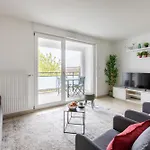 The Bright Urban Calm Basel St Louis Apartment *