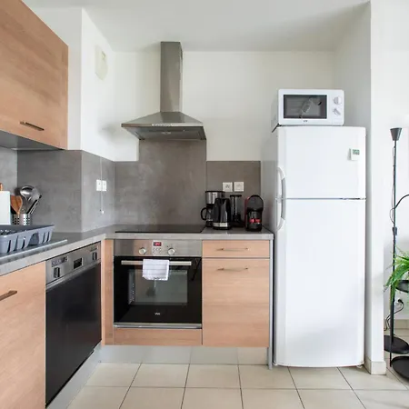 The Bright Urban Calm Basel St Louis